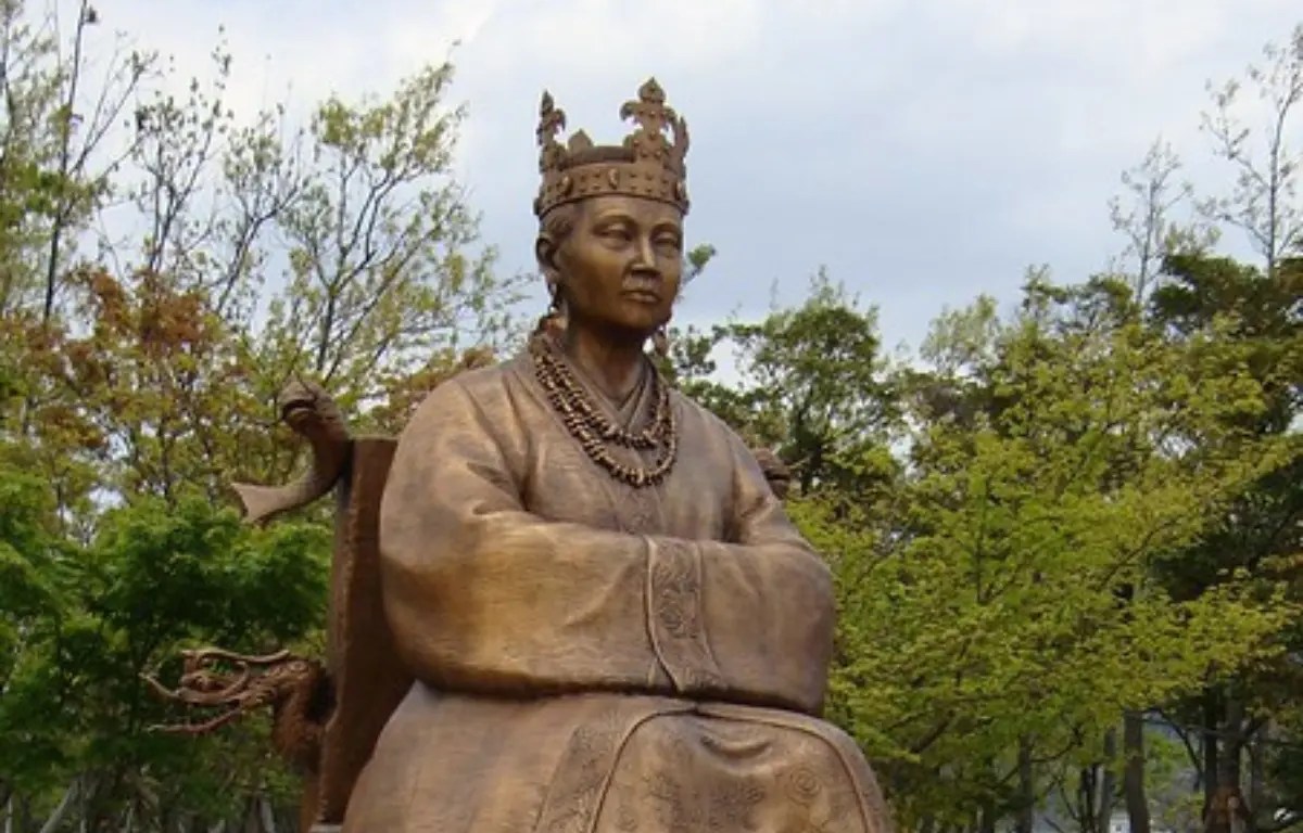 The bronze statue of Queen Heo Hwang-ok at Ayodhya, Photo courtesy: nri today