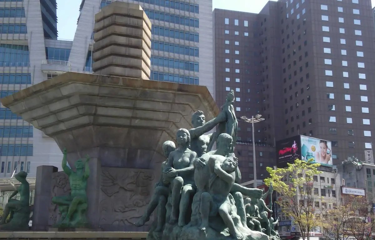 Seoul is a city with stunning sculptures