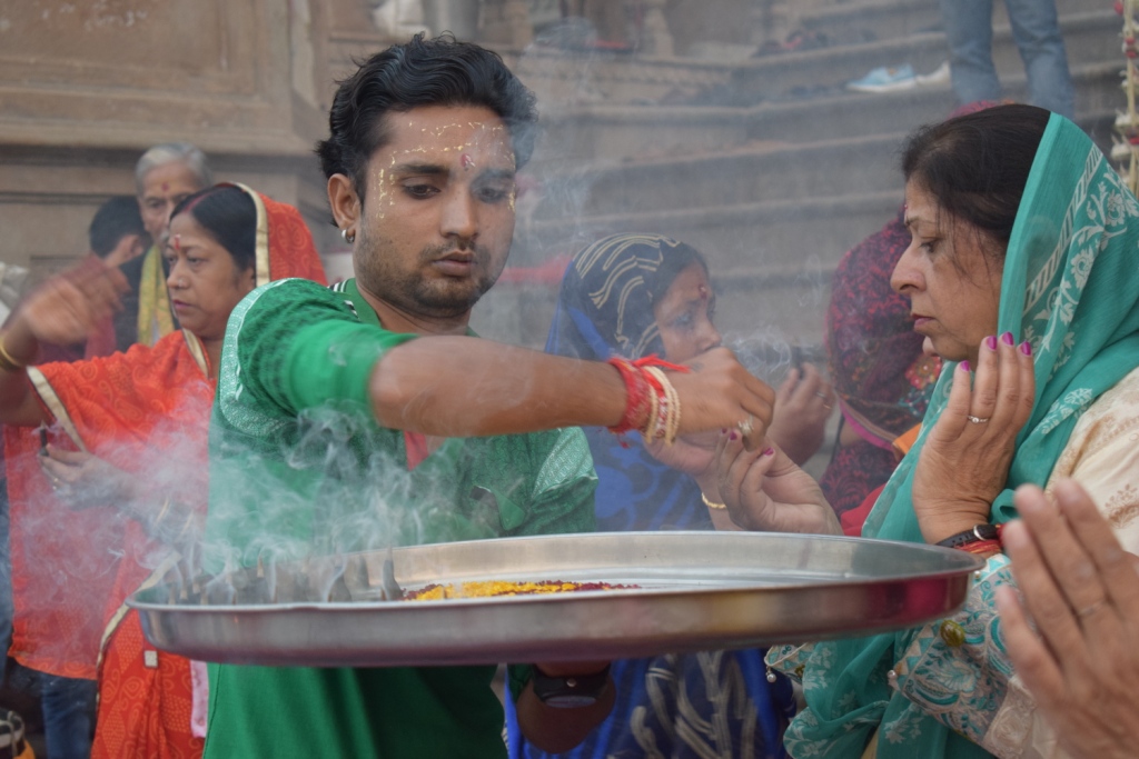 Aarti at Kesi Ghat, Vrindavan, Uttar Pradesh, India