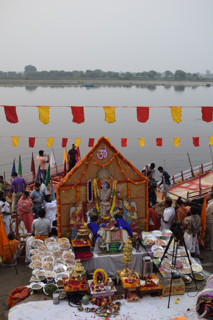 Evening aarti at Kesi ghat, Vrindavan, Uttar Pradesh, India