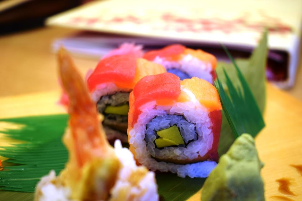 Rainbow sushi, Sakura, The Metropolitan Hotel & Spa, New Delhi, India