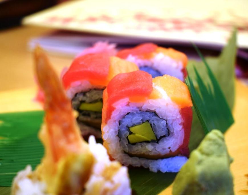 Rainbow sushi, Sakura, The Metropolitan Hotel & Spa, New Delhi, India