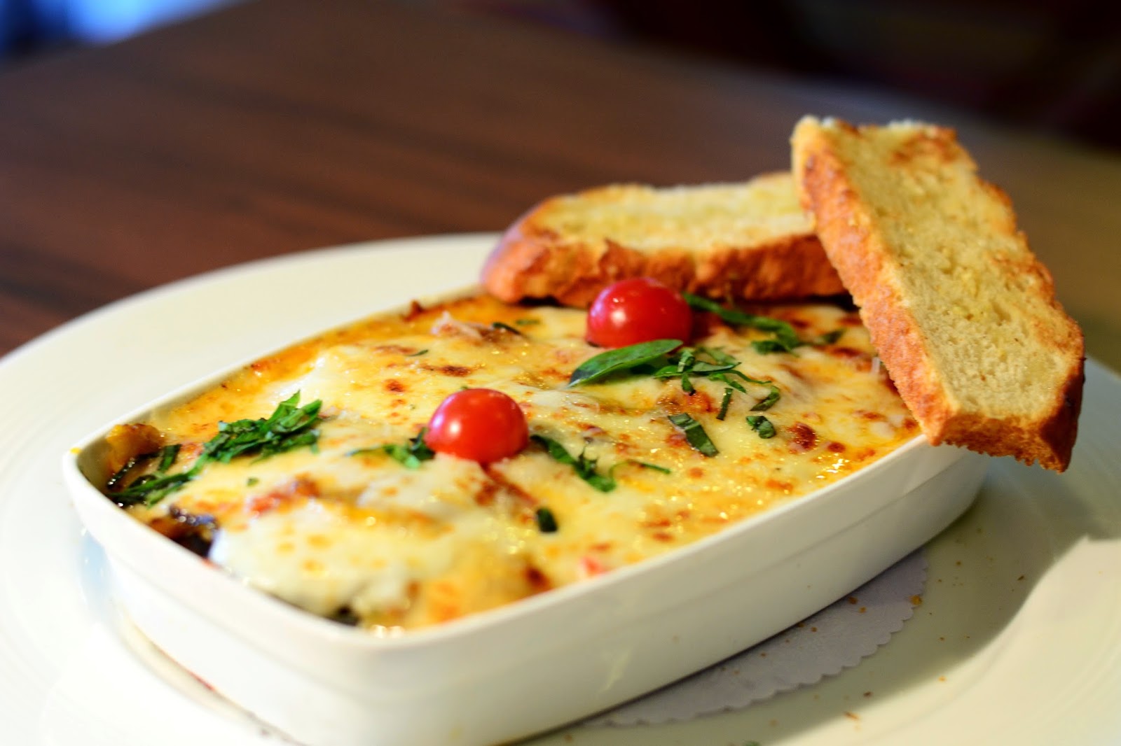 Fresh fast food and more at Diggin, Delhi