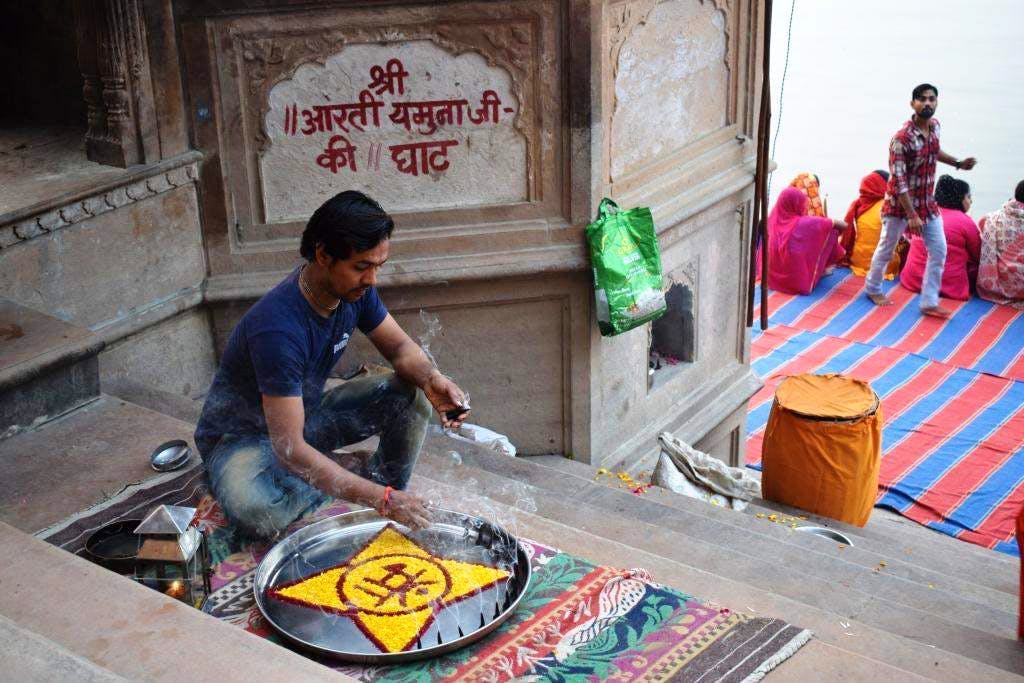 Evening arati, Yamuna Ghat, Vrindavan, Uttar Pradesh, India