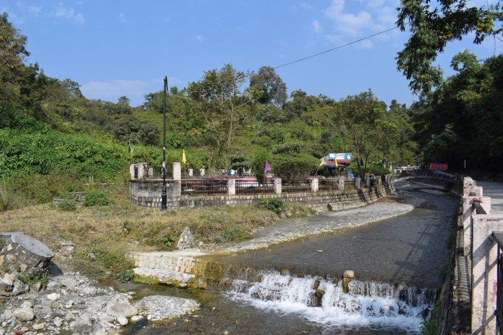 Walk to robber's Cave, Dehradun, Uttarakhand, India