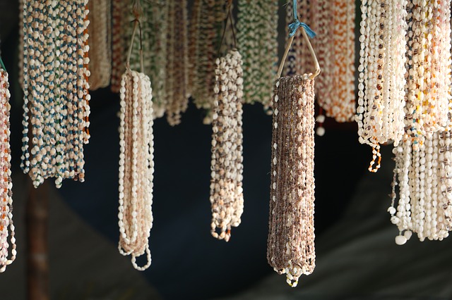 Beach shop , Cox's Bazar, Bangladesh, Image by Mohammad Khaled Masud from Pixabay