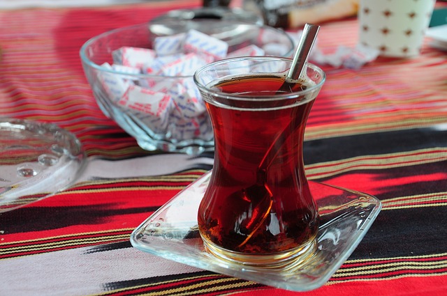 Turkish tea cup, Image by Orhan Can from Pixabay