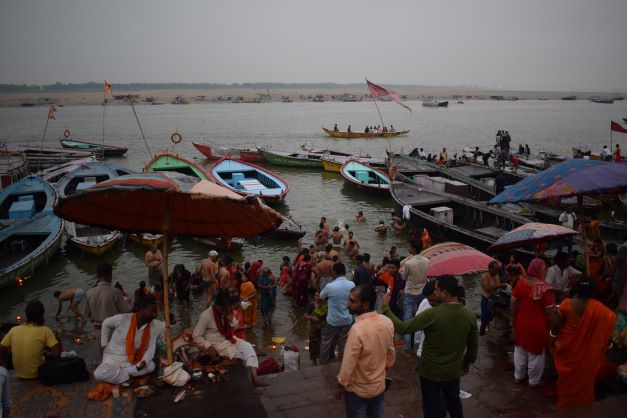 Morning bath at Dashwamedha Ghat, Varanasi, Uttar Pradesh