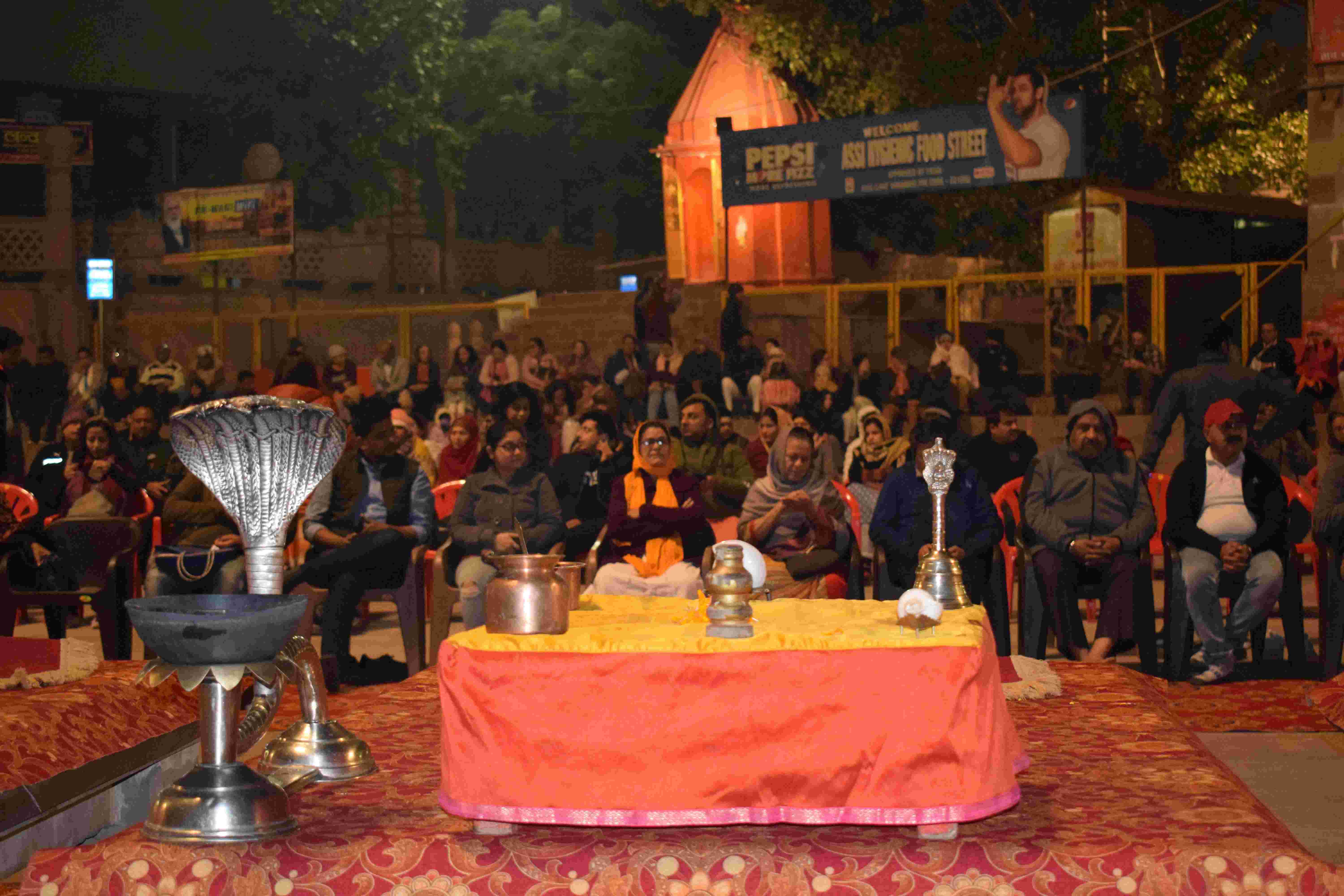 Subah-e-Banaras, Assi Ghat, Varanasi, Uttar Pradesh, India