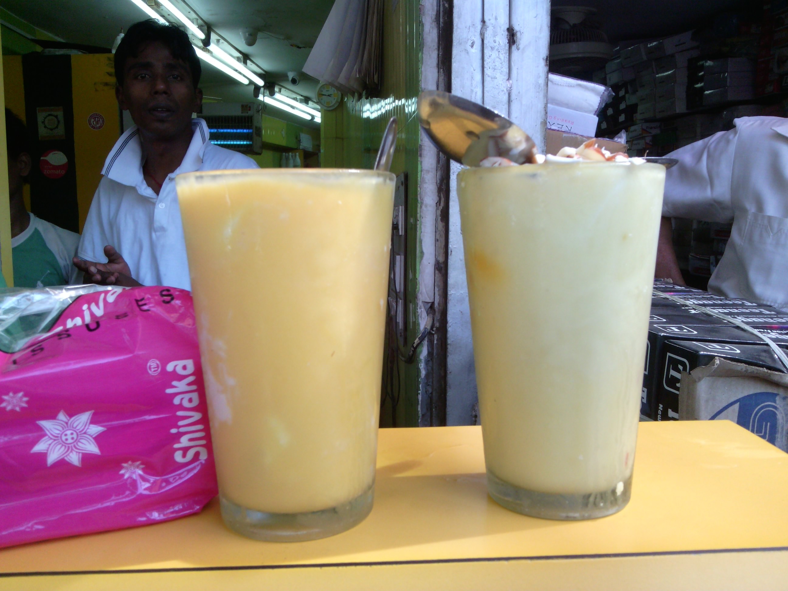 Mango lassi, Chandni Chowk, Old Delhi, India