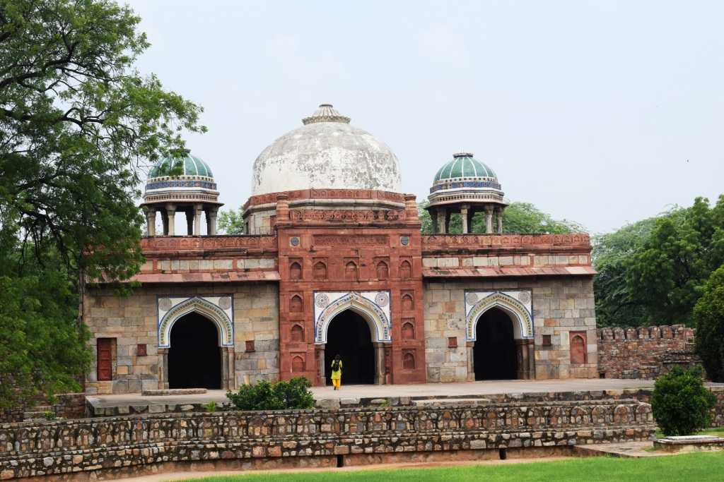 16th century monuments inside Humayun's Tomb, Delhi (India), UNESCO