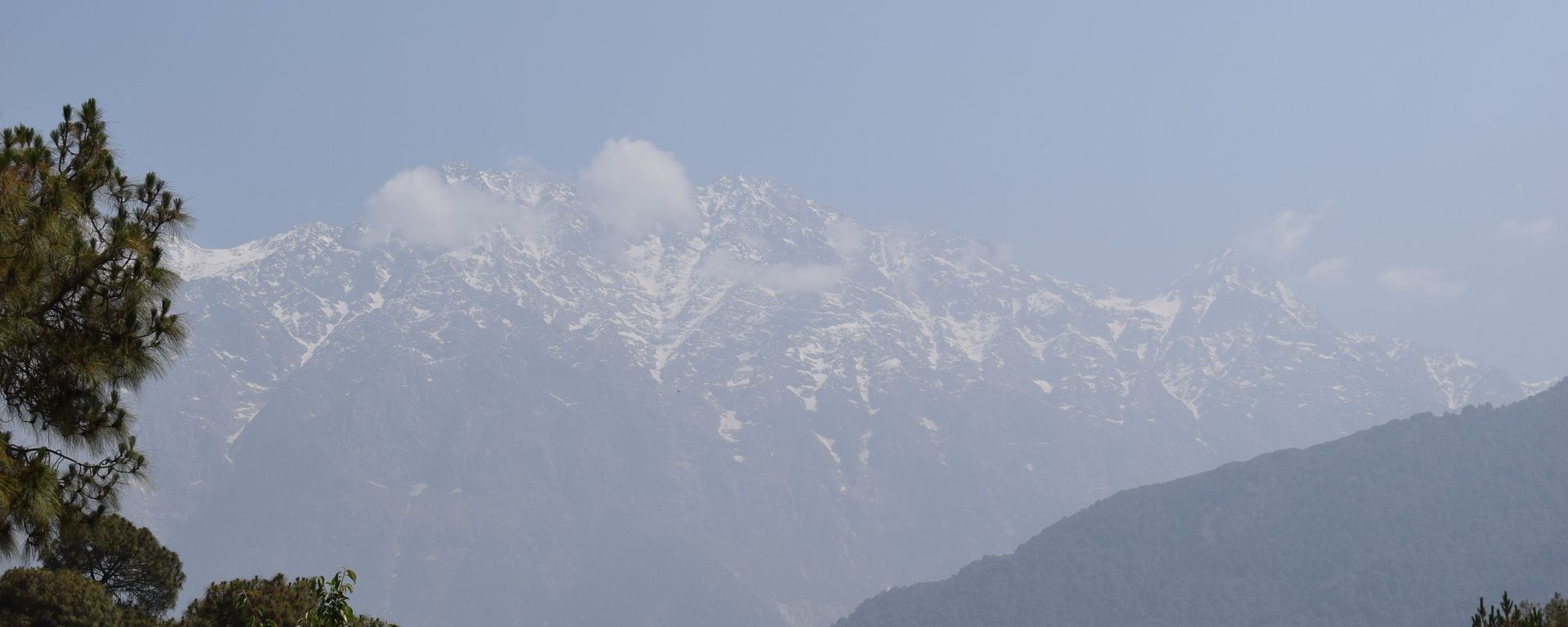 DHAULADHAR MOUNTAIN RANGE, Himalayas, Kangra, Himachal Pradesh, India