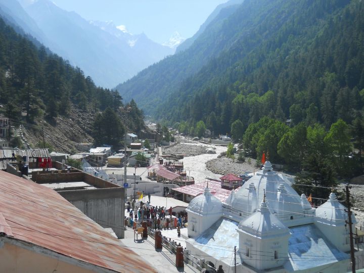Gangotri, Uttarkashi, Photo by Jayanta Banerjee on Unsplash