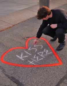 Kiss Here by Greg Goya, Turin, Italy, photo Bored Panda