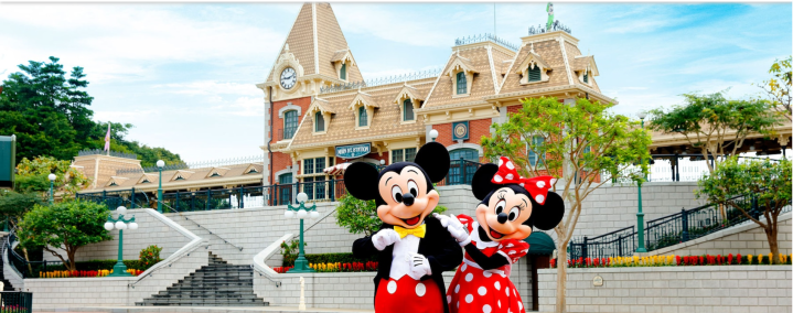 Hong Kong Disneyland: Fragrant Harbour’s Fairy Tale