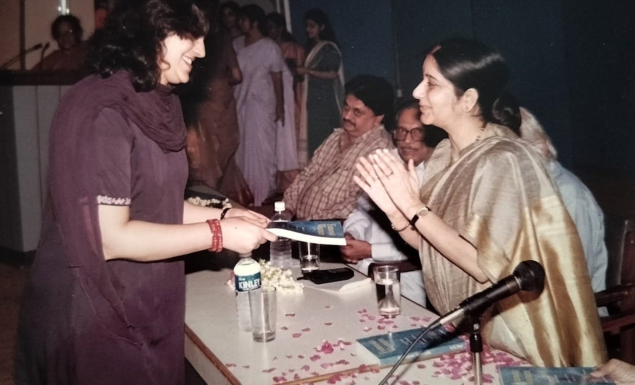 Ambica Gulati was presented with a copy of Famous Women by Late Sushma Swaraj, Former BJP leader. The book launch felicitated the women who write articles in this book, under the guidance of Mr KN Rao, founder, School of Astrology, Bharatiya Vidya Bhawan, Delhi