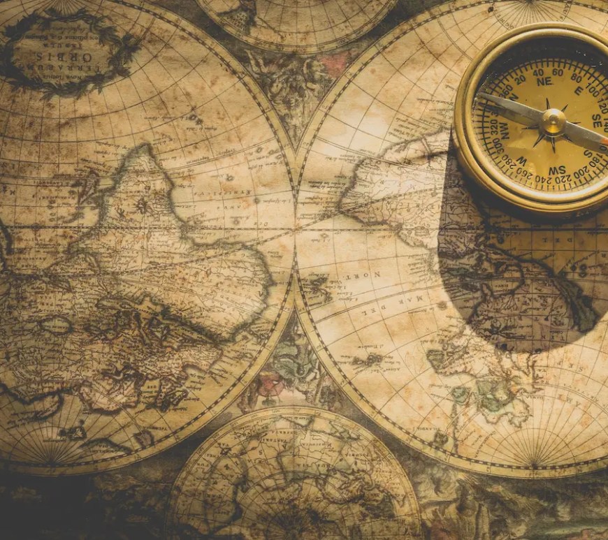 Books that defy time, politics (Image by Ylanite Koppens from Pixabay)